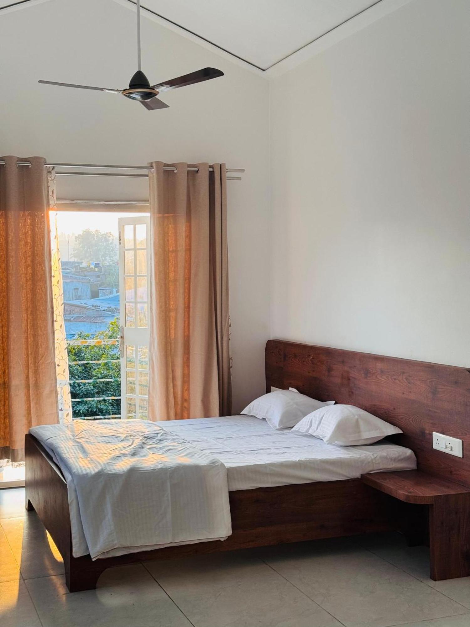 The Gulmohar, Chikhaldara Hotel Екстериор снимка